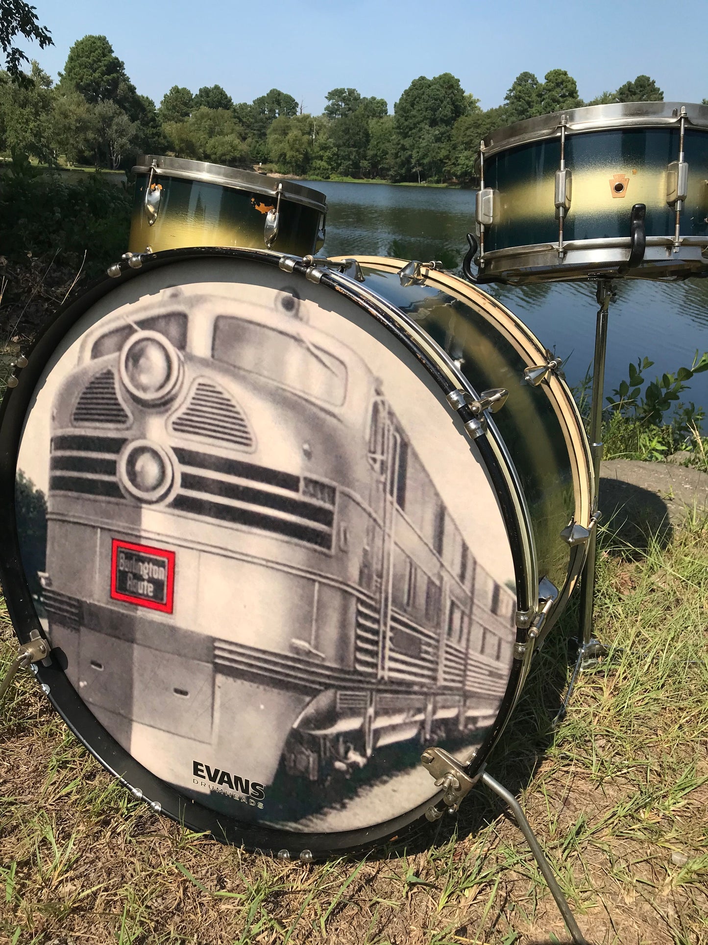 1939 WFL Zephyr 3-piece w/Hardware