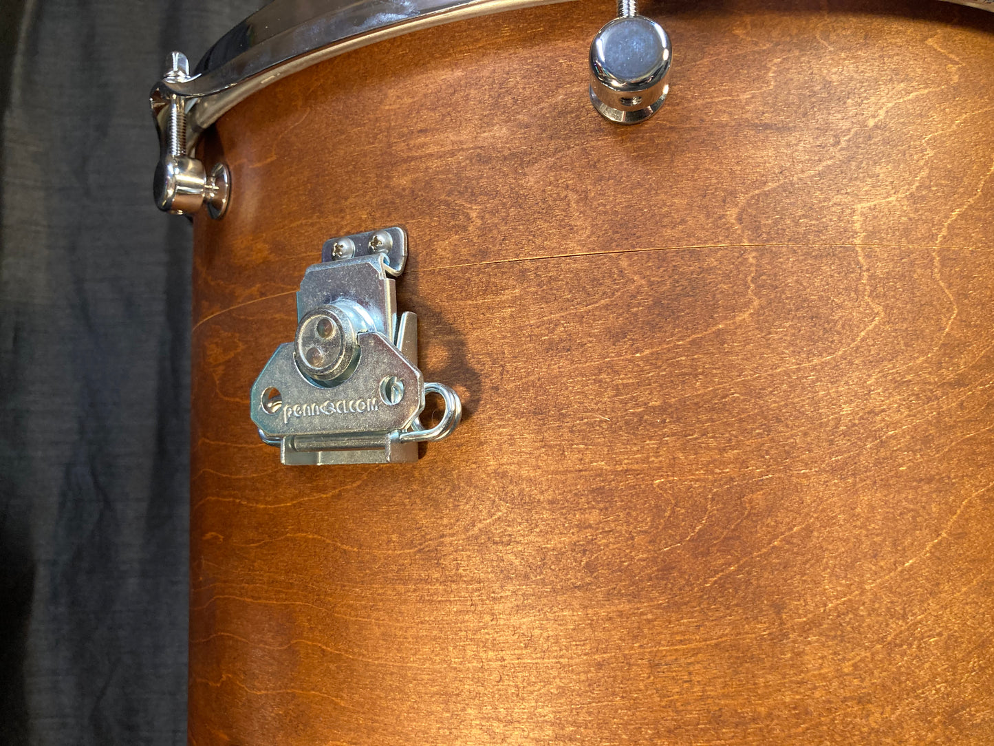 Nesting drums in natural finish