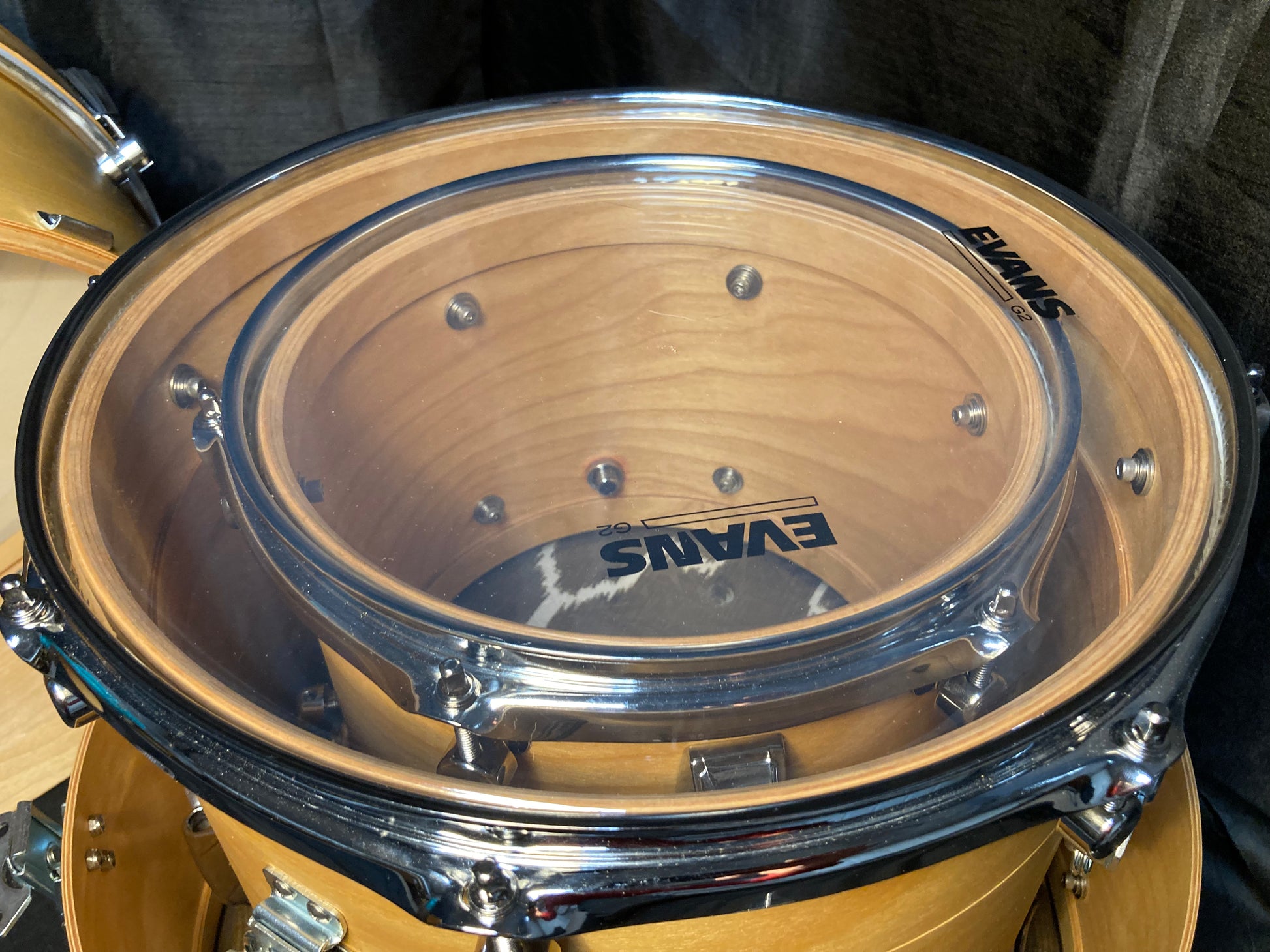 Nesting compact drum set