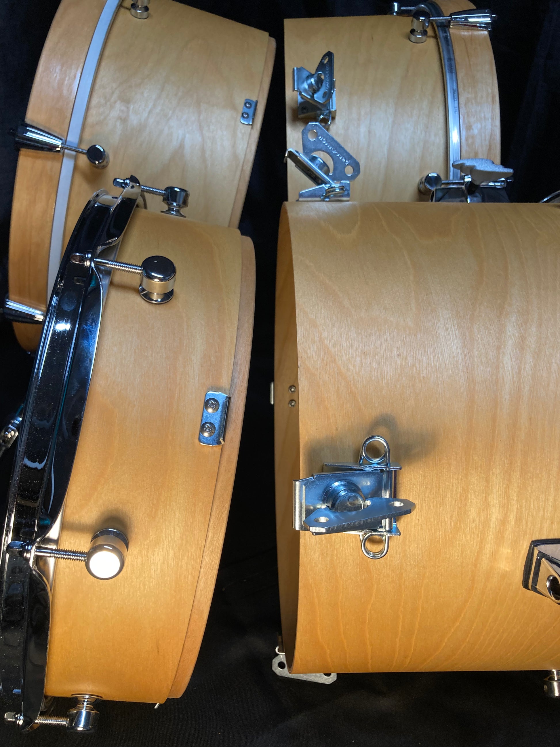 Nesting portable drum kit