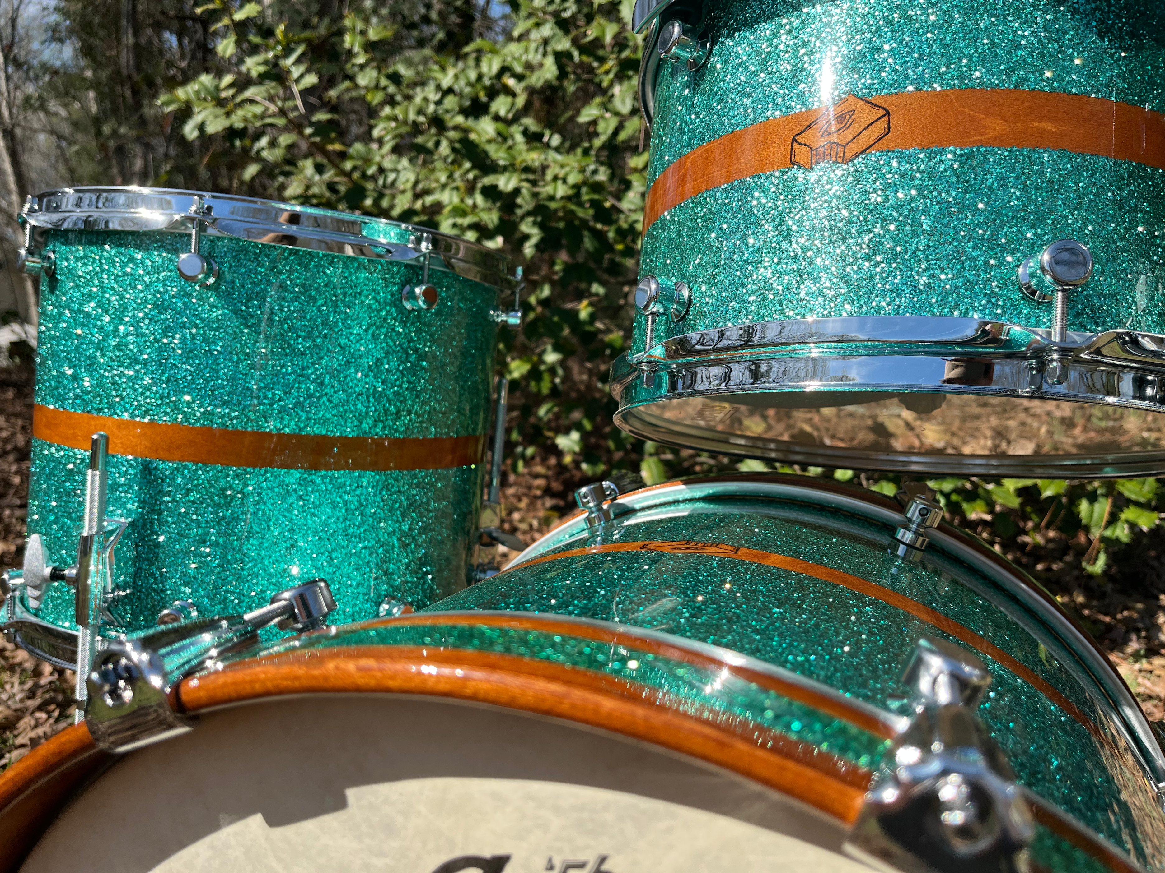 3-piece drum set with blue sparkle metal flake finish