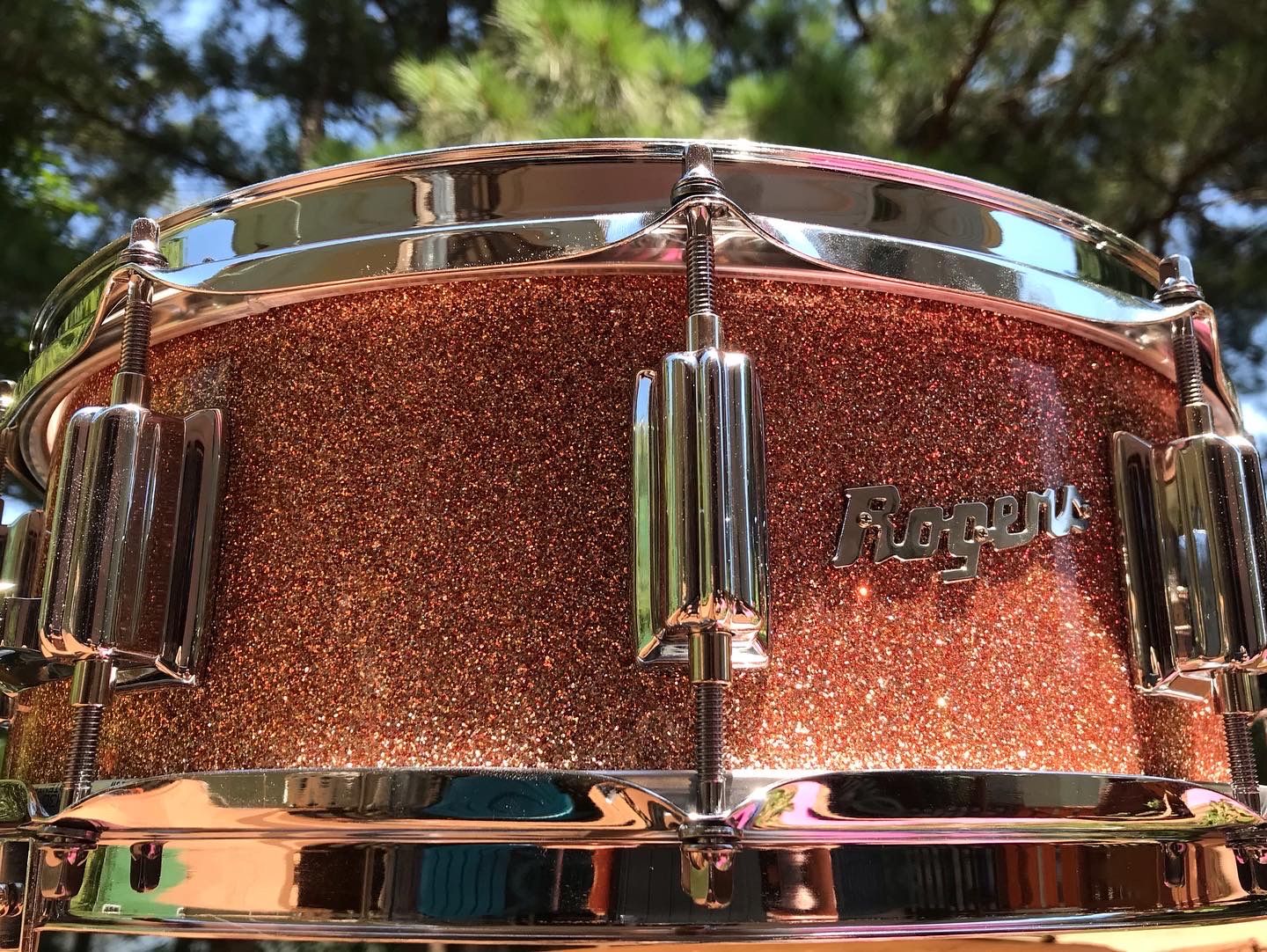Rogers vintage snare drum refinished in champagne sparkle metal flake